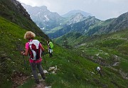 69 La valle di discesa verso il Rif. Alpe Corte